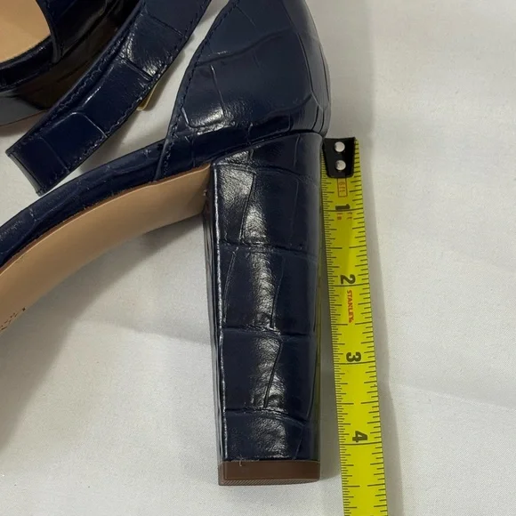 Lauren Ralph Lauren Sleek Navy Heels - Picture 7 of 12